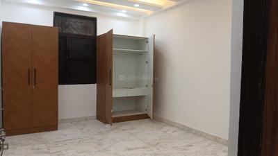 Bedroom Image of 1350 Sq.ft 3 BHK Apartment / Flat for sale in Shalimar Garden Ghaziabad for Rs. 8450000