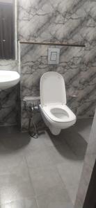 Bathroom Image of 600 Sq.ft 1 BHK Apartment / Flat for rent in Thane West Thane for Rs. 30000