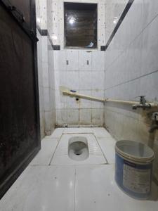 Bathroom Image of 588 Sq.ft 1 BHK Apartment / Flat for sale in Anand Vihar Complex, Kalwa Thane for Rs. 6200000
