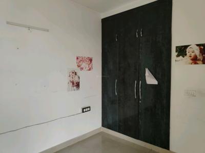 Bedroom Image of 2200 Sq.ft 3 BHK Apartment / Flat for sale in Emaar MGF The Palm Drive, Sector 66 Gurgaon for Rs. 45000000