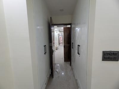 Bedroom Image of 1000 Sq.ft 2 BHK Builder Floor for sale in Raja Garden New Delhi for Rs. 14000000