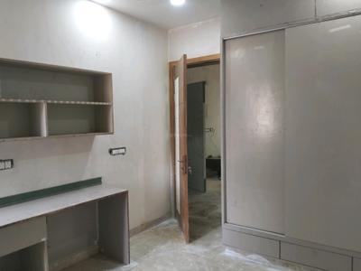 Bedroom Image of 1440 Sq.ft 3 BHK Builder Floor for sale in Mukherjee Nagar New Delhi for Rs. 22800000