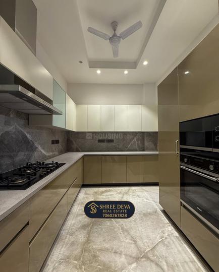 Exclusive Properties Kitchen 1