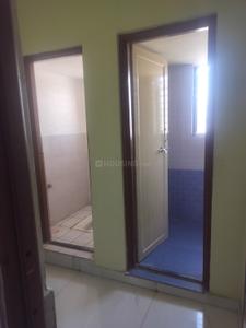 Bathroom Image of 1000 Sq.ft 1 BHK Independent House for rent in Uchgaon Kolhapur for Rs. 9000