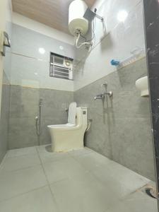 Bathroom Image of 800 Sq.ft 1 BHK Independent House for rent in HSR Layout Bengaluru for Rs. 24000
