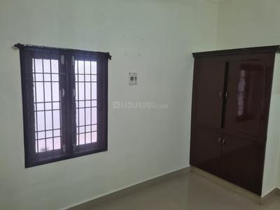 Bedroom Image of 1200 Sq.ft 3 BHK Builder Floor for rent in Saidapet Chennai for Rs. 42000