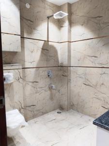 Bathroom Image of 1800 Sq.ft 4 BHK Apartment / Flat for sale in Sector 104 Noida for Rs. 9500000
