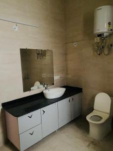 Bathroom Image of 4000 Sq.ft 4 BHK Independent House for rent in Sector 44 Noida for Rs. 150000