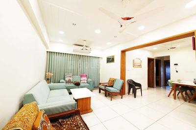 Hall Image of 1811 Sq.ft 3 BHK Apartment / Flat for sale in Bodakdev Ahmedabad for Rs. 17200000
