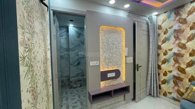 Bedroom Image of 1650 Sq.ft 2 BHK Apartment / Flat for sale in Okhla New Delhi for Rs. 3500000