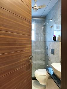 Common Bathroom Image of 1600 Sq.ft 3 BHK Builder Floor for rent in Trehan Luxury Floors 71, Sector 71 Gurgaon for Rs. 47000
