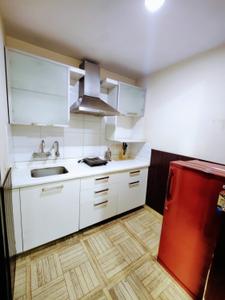 Kitchen Image of 915 Sq.ft 1 BHK Independent House for rent in Sector 41 Gurgaon for Rs. 32000
