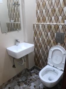Image of 900 Sq.ft 3 BHK Builder Floor for rent in GTB Nagar, New Delhi for Rs. 35000