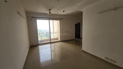 Living Room Image of 1441 Sq.ft 2.5 BHK Apartment / Flat for rent in The 3C Lotus Zing, Sector 168 Noida for Rs. 30000