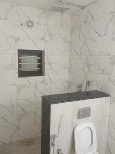 Bathroom Image of 2150 Sq.ft 3 BHK Villa for rent in Kallekkad Palakkad for Rs. 27000