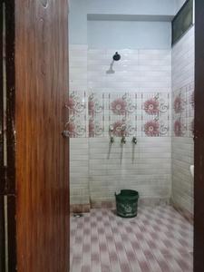 Common Bathroom Image of 1260 Sq.ft 3 BHK Apartment / Flat for sale in Sikandarpur Village Noida for Rs. 4700000