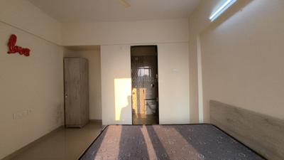 Bedroom Image of 1100 Sq.ft 2 BHK Apartment / Flat for rent in Kingston Aura A B C D E And Apex, Handewadi Pune for Rs. 20000