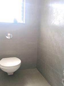 Common Bathroom Image of 660 Sq.ft 1 BHK Apartment / Flat for sale in Godrej Infinity, Mundhwa Pune for Rs. 6500000