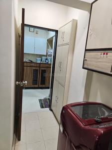 Kitchen Image of 750 Sq.ft 2 BHK Apartment / Flat for rent in Dahisar West Mumbai for Rs. 50000