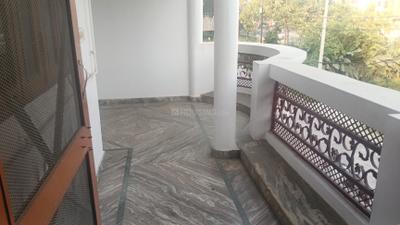 Balcony Image of 1935 Sq.ft 2 BHK Builder Floor for rent in Kisan Path Lucknow for Rs. 14000