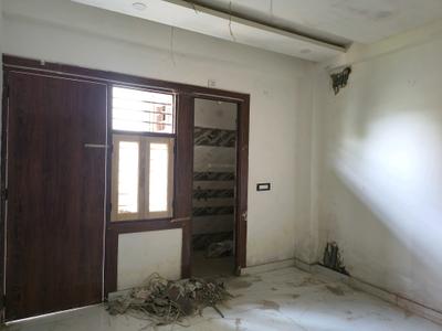 Bedroom Image of 1150 Sq.ft 3 BHK Apartment / Flat for sale in Govindpuram Ghaziabad for Rs. 4865000