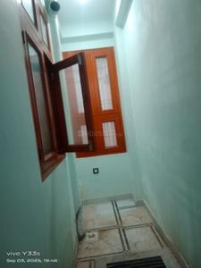 Bedroom Image of 1000 Sq.ft 2 BHK Builder Floor for rent in Karolan Ka Barh Jaipur for Rs. 18000