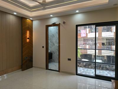Bedroom Image of 2400 Sq.ft 4 BHK Builder Floor for sale in Vaishali Ghaziabad for Rs. 32500000