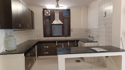 Kitchen Image of 2000 Sq.ft 3 BHK Builder Floor for rent in Greater Kailash New Delhi for Rs. 80000