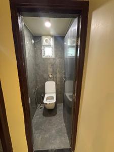 Bathroom Image of 2000 Sq.ft 2 BHK Independent House for rent in Omkar Nagar Nagpur for Rs. 22000