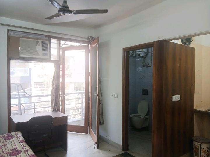 West Patel Nagar, Patel Nagar Bedroom 1