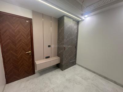 Bedroom Image of 820 Sq.ft 2 BHK Apartment / Flat for sale in Vikaspuri New Delhi for Rs. 9000000