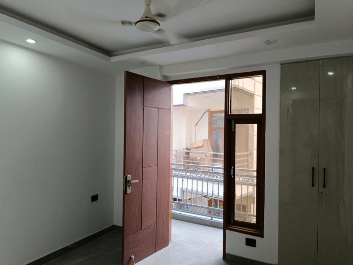 Neb Sarai Bedroom 1