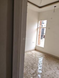 Bedroom Image of 900 Sq.ft 2 BHK Apartment / Flat for sale in Sector 73 Noida for Rs. 2700000