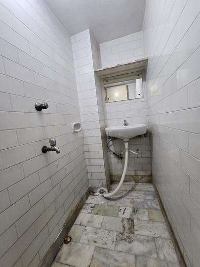 Gujrati Mohallah Bathroom 1