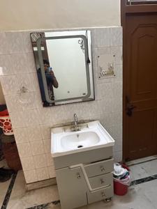 Bathroom Image of 1350 Sq.ft 3 BHK Builder Floor for rent in Narela New Delhi for Rs. 18000