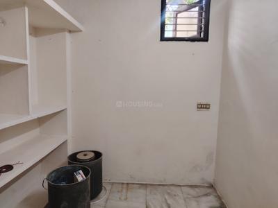 Bathroom Image of 4000 Sq.ft 5 BHK Independent House for rent in Kodambakkam Chennai for Rs. 50000