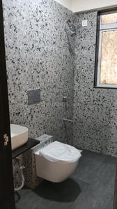 Bathroom Image of 750 Sq.ft 2 BHK Apartment / Flat for sale in Malad West Mumbai for Rs. 18500000