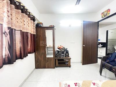 Bedroom Image of 1953 Sq.ft 3 BHK Apartment / Flat for sale in Vadsar Gandhinagar for Rs. 7000000