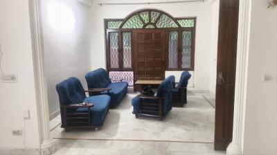 Living Room Image of 1800 Sq.ft 3 BHK Builder Floor for rent in Sector 41 Noida for Rs. 42000