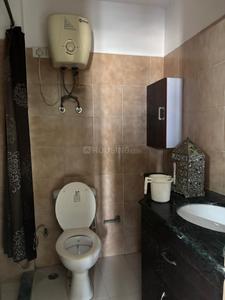 Bathroom Image of 1300 Sq.ft 2 BHK Apartment / Flat for rent in Sector 87 Faridabad for Rs. 26000