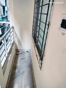 Balcony Image of 300 Sq.ft 1 BHK Apartment / Flat for rent in Picnic Garden Kolkata for Rs. 8000