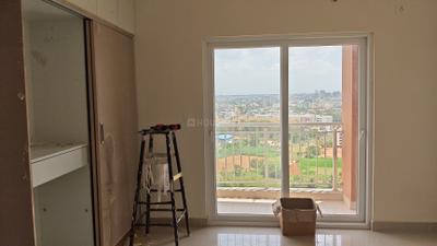 Bedroom Image of 1100 Sq.ft 2 BHK Apartment / Flat for rent in Mantri Webcity, Narayanapura Bengaluru for Rs. 38000
