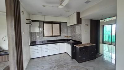 Kitchen Image of 1185 Sq.ft 2 BHK Apartment / Flat for rent in Madhav Elegance, Jahangir Pura Surat for Rs. 18000