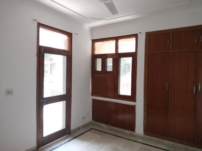 Bedroom Image of 1350 Sq.ft 2 BHK Apartment / Flat for sale in CGHS Sarve Sanjhi Apartments, Sector 9 Dwarka New Delhi for Rs. 22500000