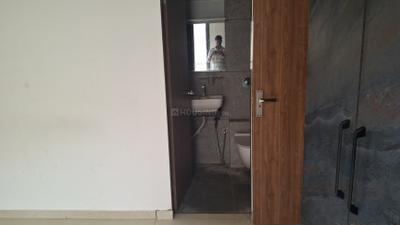 Bedroom Image of 1080 Sq.ft 2 BHK Apartment / Flat for sale in Shree Sahajanand Helenium, Chandkheda Ahmedabad for Rs. 6100000