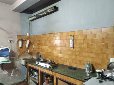 Kitchen Image of 1600 Sq.ft 3 BHK Apartment / Flat for sale in Lake Town Kolkata for Rs. 8900000