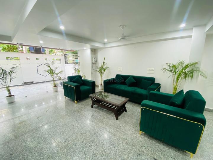 Hall Image of Urbanroomz  in DLF Phase 4, Gurgaon