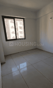 Gallery Cover Image of 2250 Sq.ft 3 BHK Apartment / Flat for rent in Callisto Sapphire, Sargasan for Rs. 35000