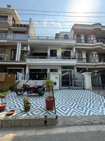 Sector 69 Main Image 1