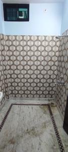 Bathroom Image of 2200 Sq.ft 4.5 BHK Independent House for rent in Jankipuram Extension Lucknow for Rs. 20000